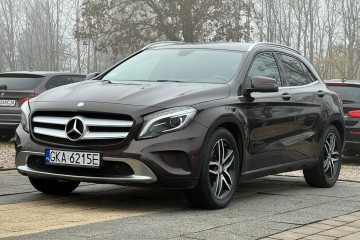 250 4MATIC 211KM Xenon Led Navi Pół Skóra Stan Bdb ZAREJESTROWANY
